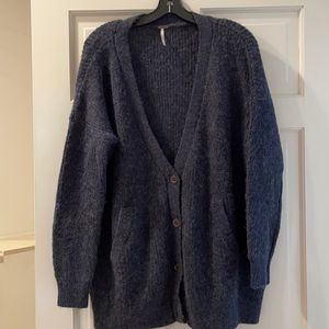Free People navy wool/alpaca buttoned sweater in size small